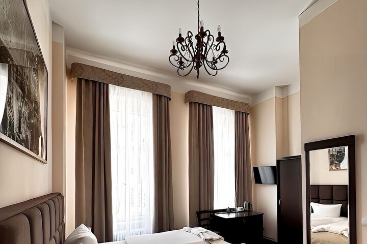 Room 56 of 89