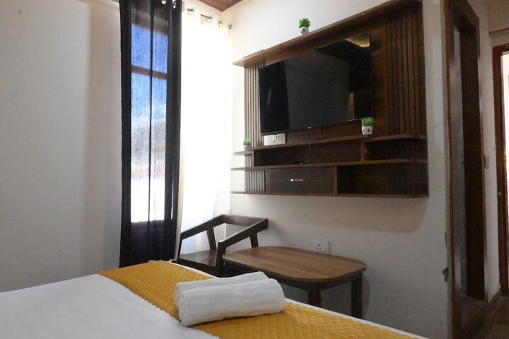 Room 11 of 50