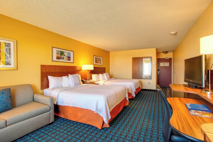 Room 5 of 36