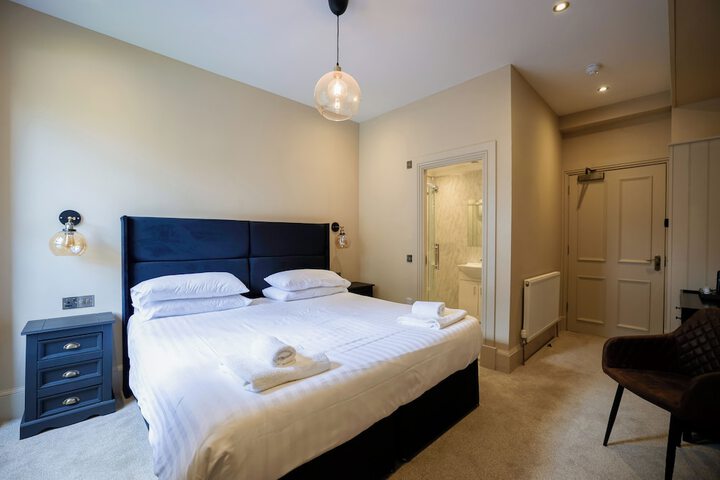 Room 55 of 111