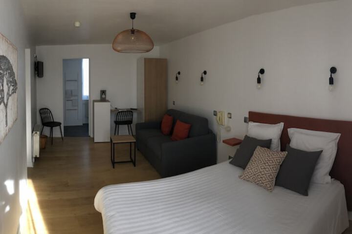 Room 4 of 39