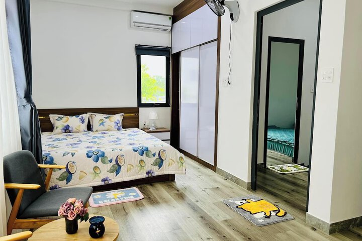 Room 8 of 52