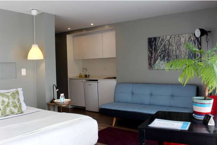Room 17 of 40