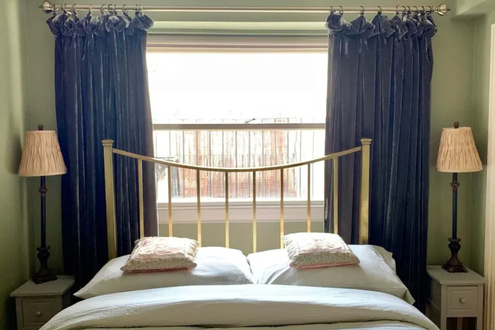 Room 2 of 12