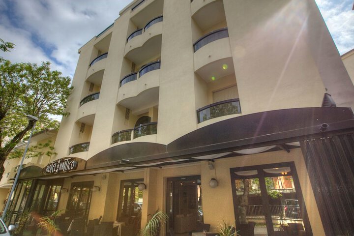 Hotel 50 of 53