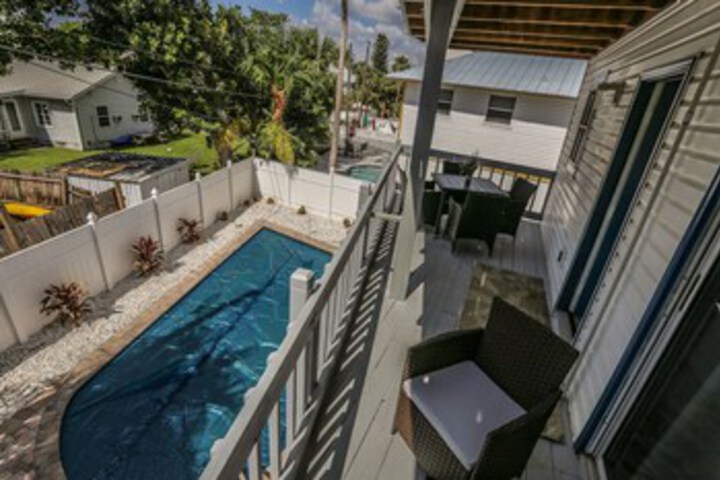 Pool 13 of 26
