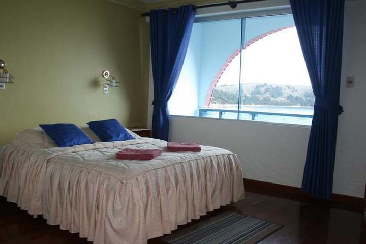 Room 11 of 21