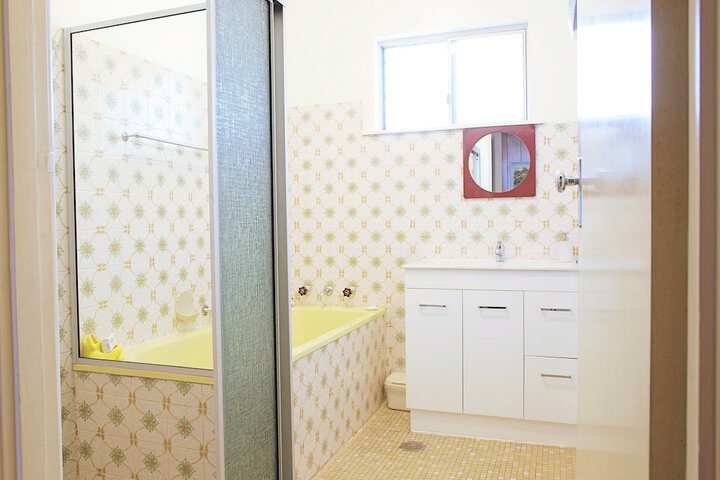 Room 18 of 31