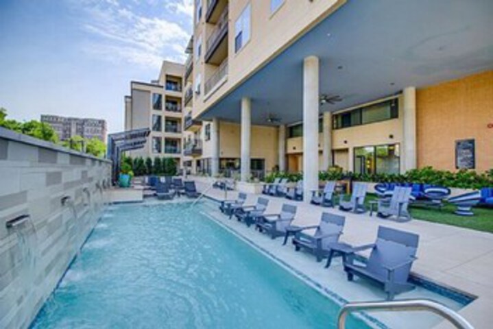 Pool 11 of 15
