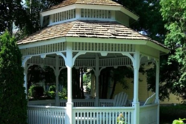 Hotel Exterior 96 of 100