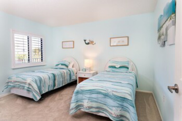 Room 18 of 21
