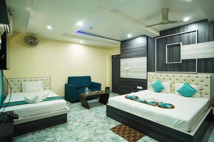 Room 19 of 34