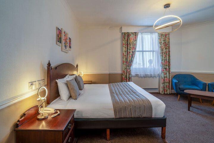 Room 16 of 56