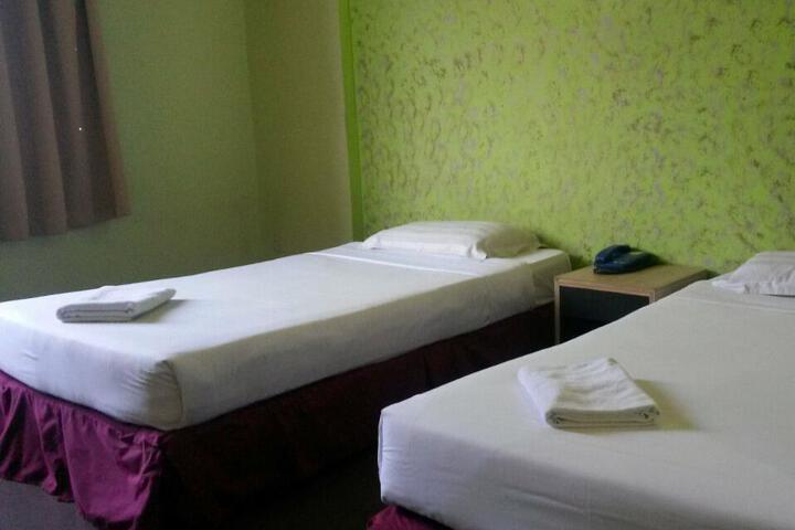Room 2 of 6