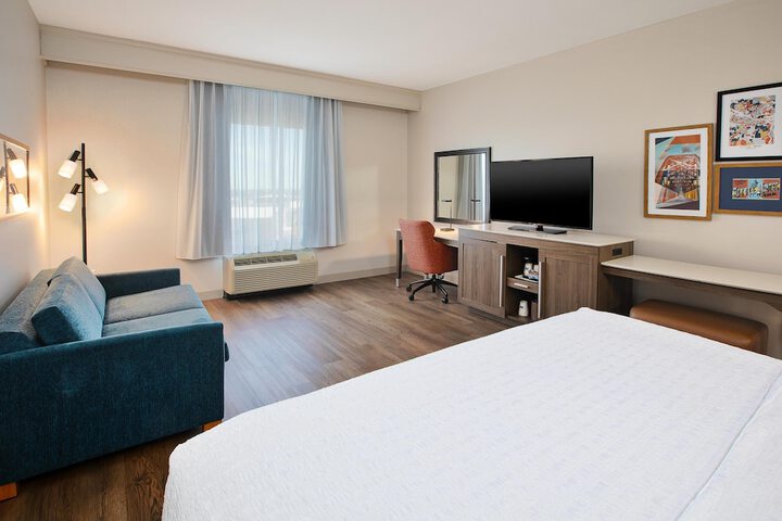Room 16 of 35