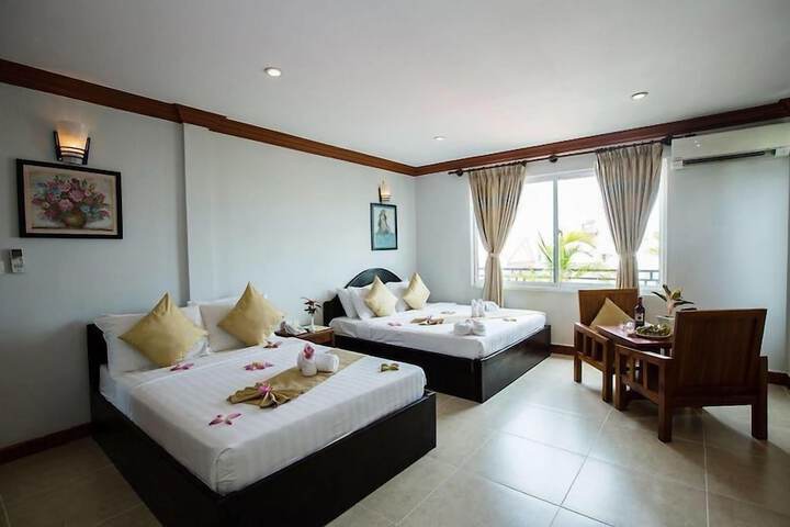 Room 2 of 17