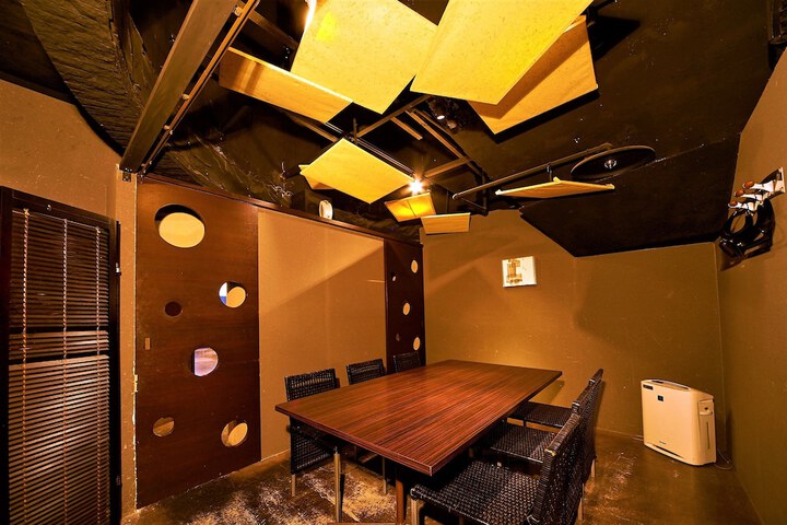 Dining Photos