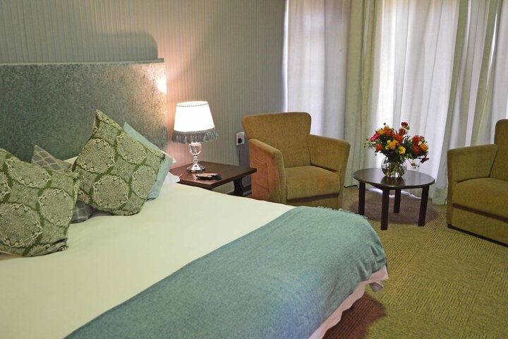 Room 13 of 46