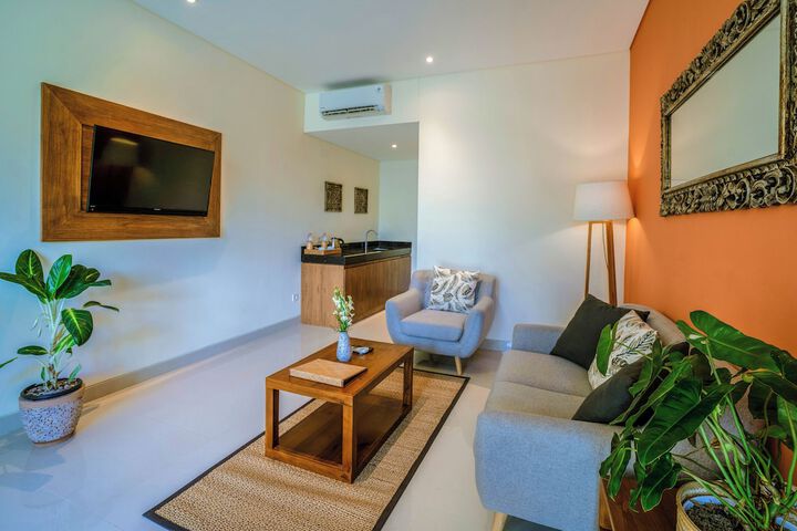 Room 30 of 72