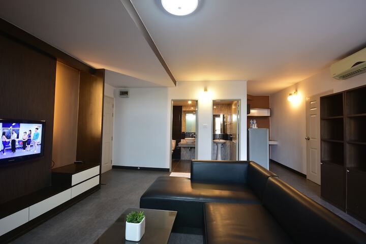Room 10 of 24