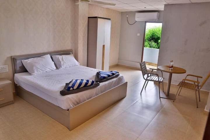 Room 20 of 39