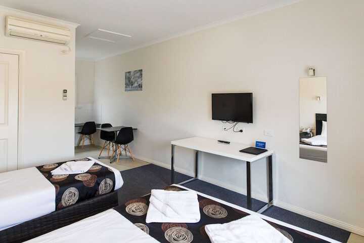 Room 18 of 55