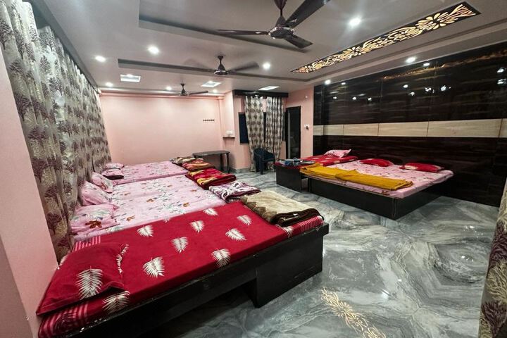 Hotel Ganga Palace