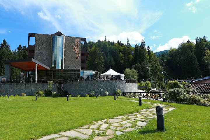 Photo of Lux Garden Hotel