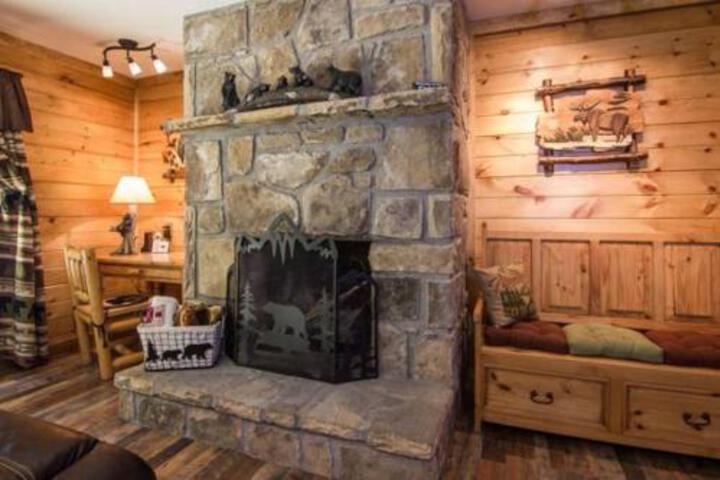 Creek Retreat in Sevierville, TN
