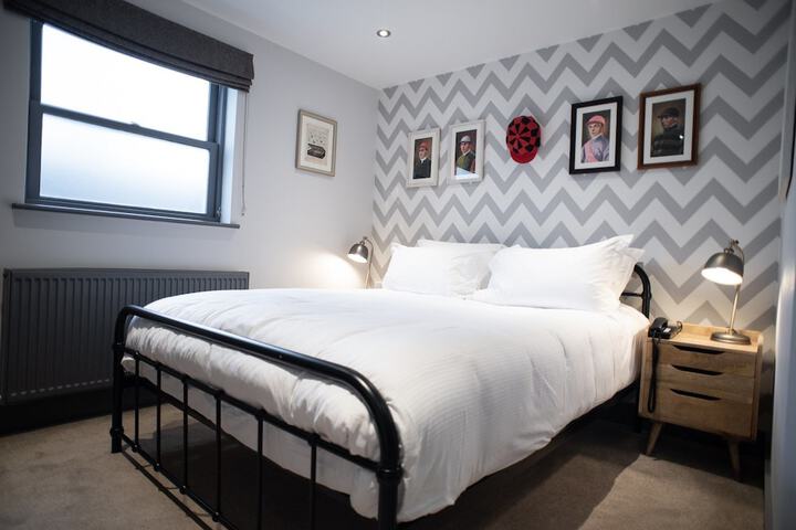 Room 29 of 64