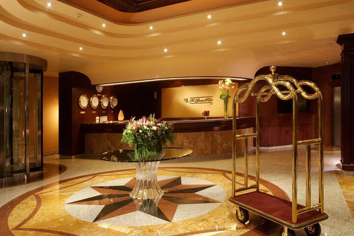 Lobby Photos