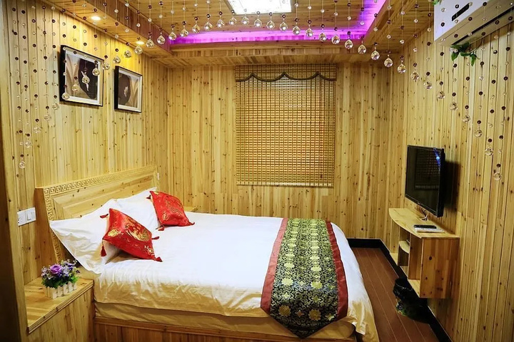 Baota Temple Inn