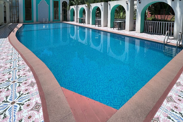 Pool 110 of 182