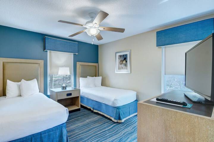1 Bedroom Condo Junior 2 Queen Beds Sofa Accessible (15 of 38)