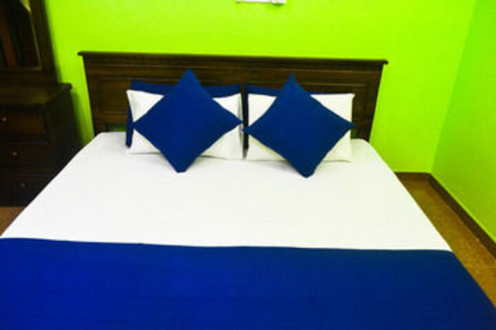 Room 7 of 17