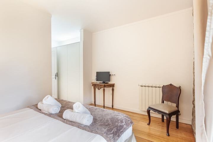 Room 16 of 50