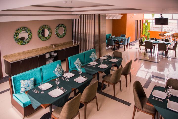 Dining 50 of 74