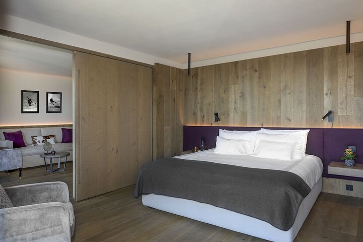 Room 43 of 105