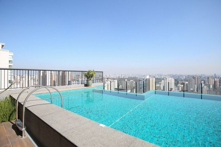Pool 22 of 38