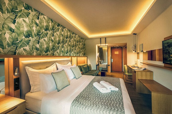 Room 20 of 159