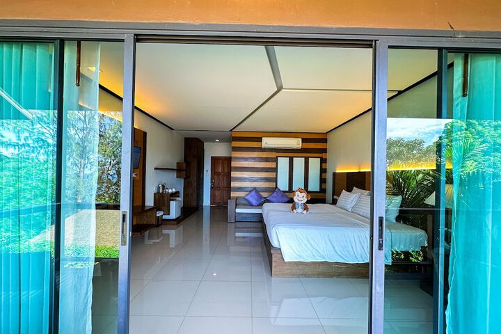 Room 13 of 46