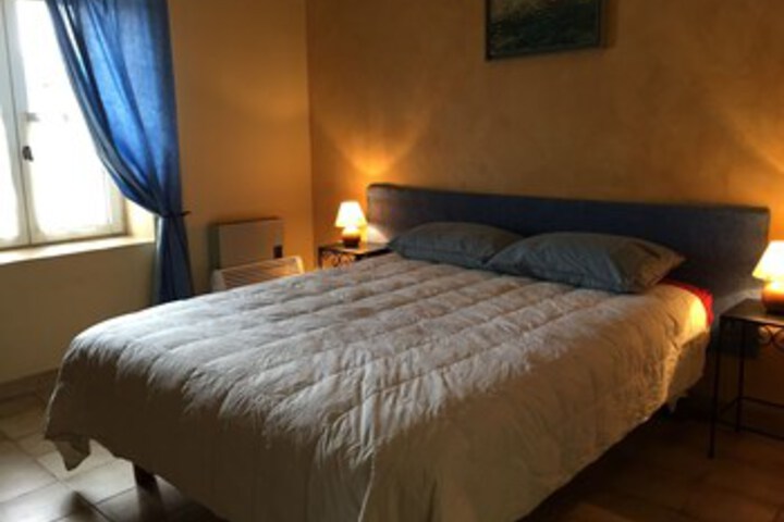 Room 25 of 36
