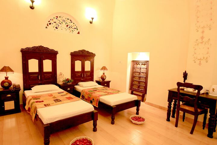 Room 47 of 97