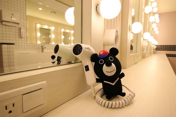 Clean Restrooms