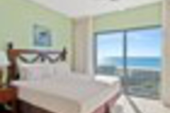 Room 47 of 444