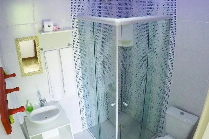 Room 6 of 22