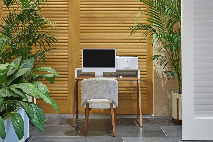 Business Center 152 of 168