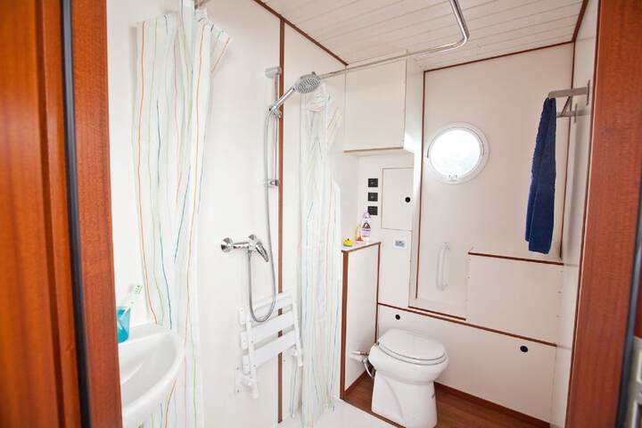Room 43 of 75