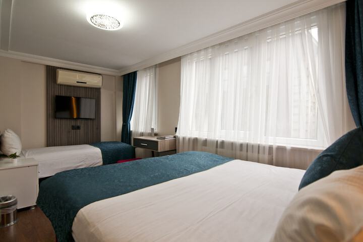 Room 13 of 54