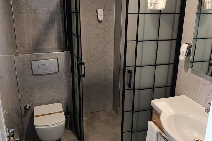 Room 45 of 54